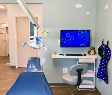 Interior exam room for White Oak Pediatric Dentistry in Carrollton, GA.