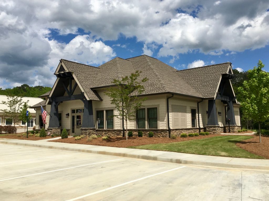 Exterior view of Heritage Dental Associates dental office building in Fayetteville, GA.