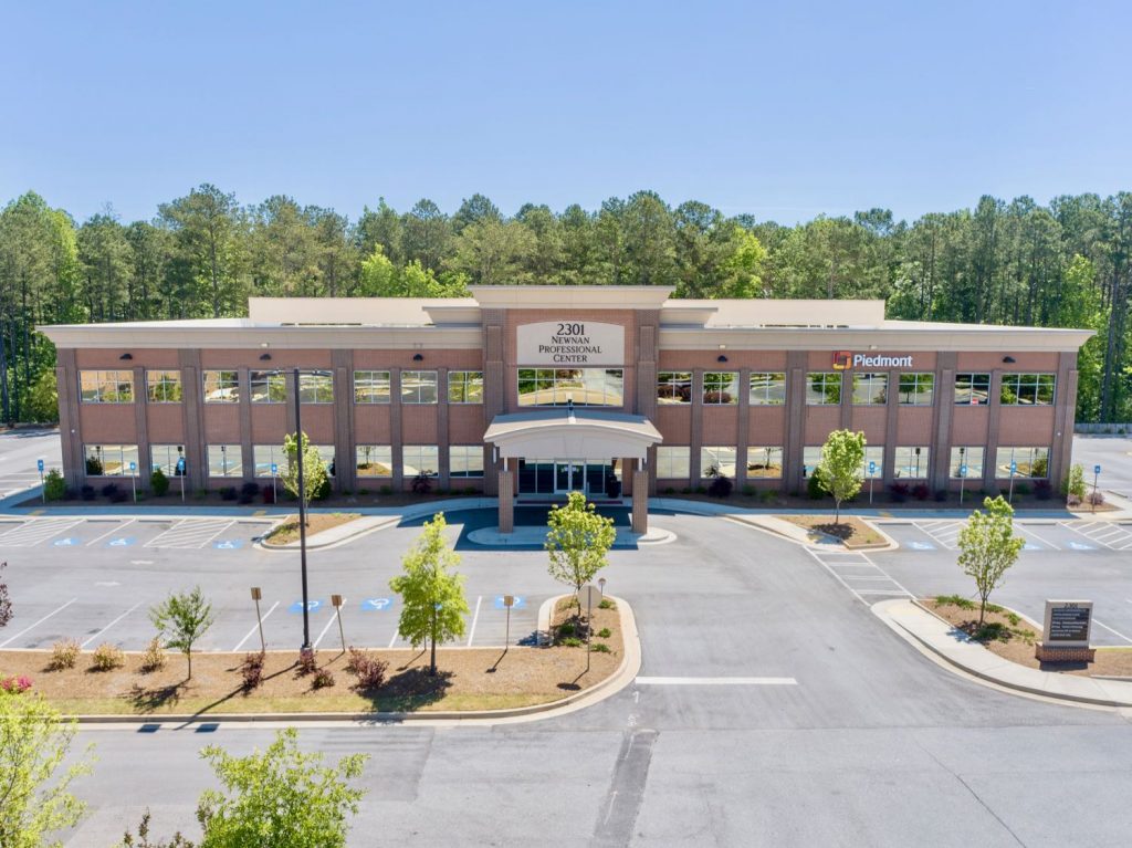 Aerial front view of 2301 Newnan Crossing Blvd Medical Office Building in Newnan, GA.