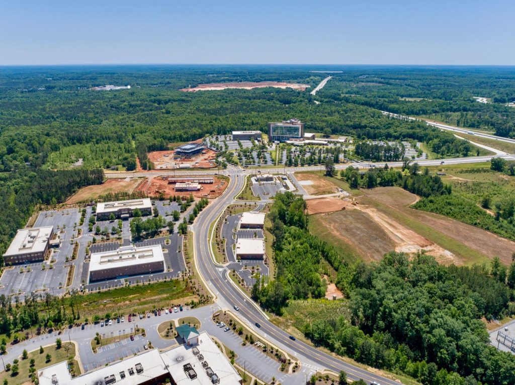 Aerial view of Newnan Campus medical office buildings off of Newnan Crossing Blvd across from Piedmont Newnan Hospital.