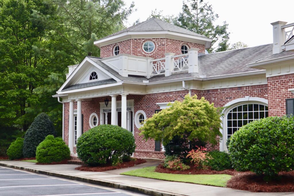 Exterior of 1125 Commerce Drive office building in Peachtree City, GA.