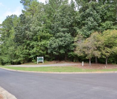 Professional office lot for sale in Peachtree City, GA.