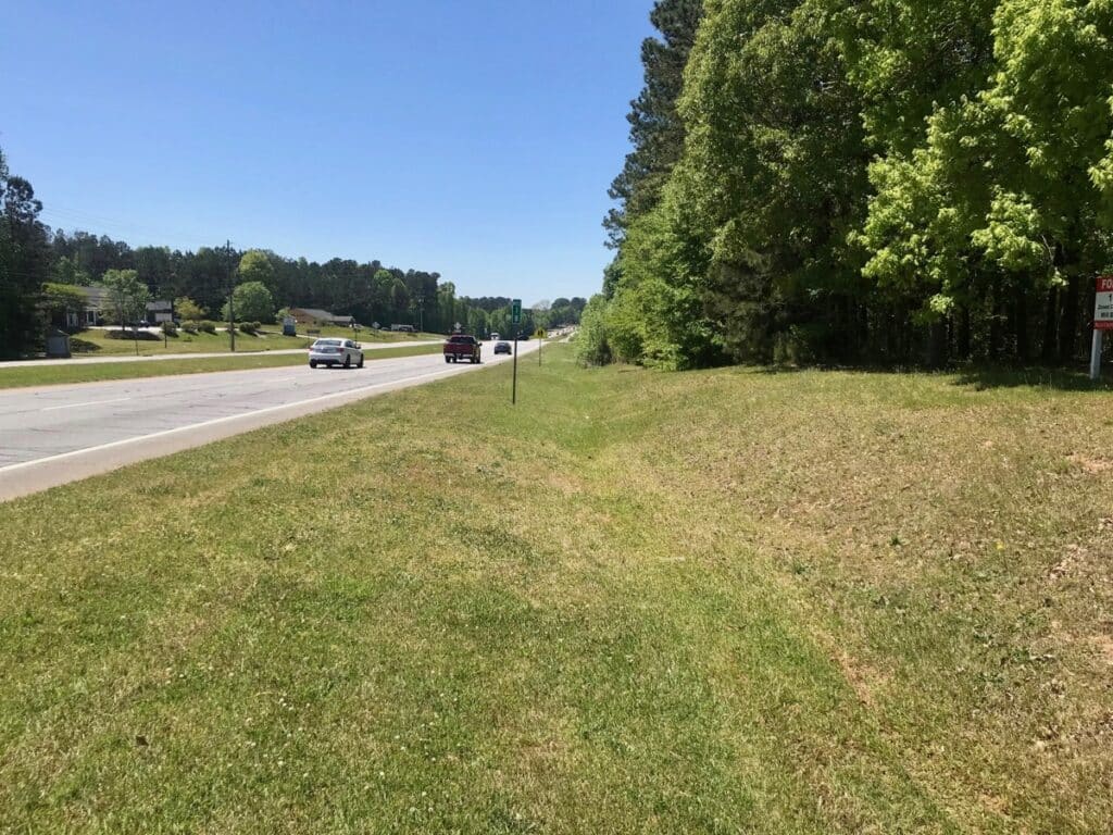 1.25 acres frontage on Hwy. 34 at Hiram Drive in Newnan, GA.